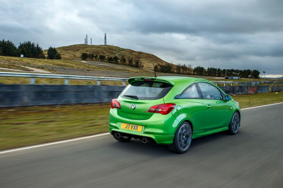  Vauxhall Corsa VXR 2015 года  (фото 25 из 37)
